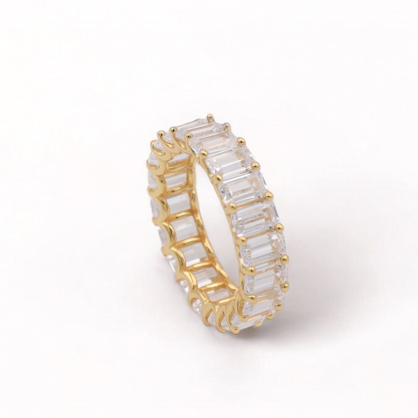 ANILLO VERA
