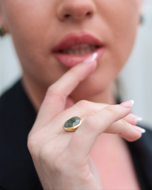 ANILLO ZAFIRA